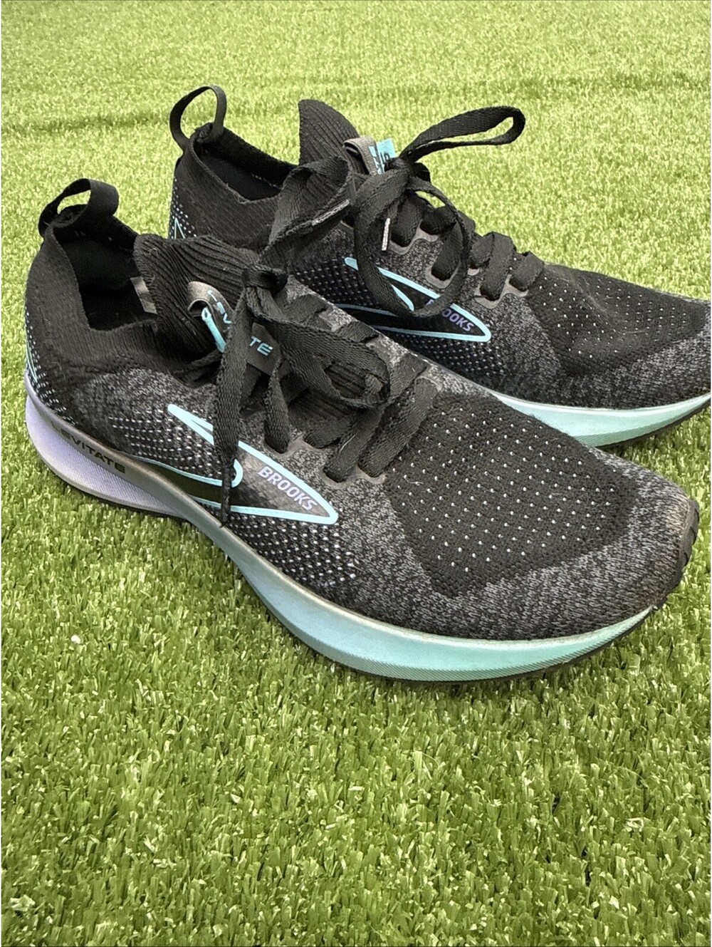 Brooks Womens Size 6B Levitate 5 Stealth Fit Black Running Shoes Sneakers